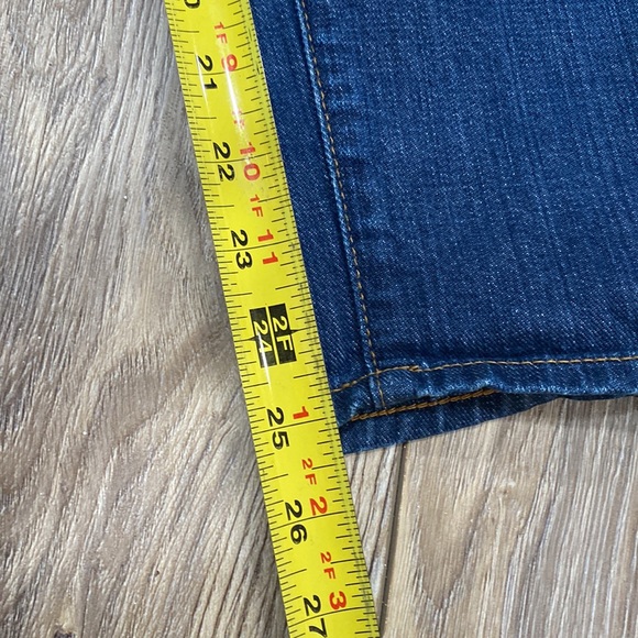 PAIGE Kylie Crop Distressed Semi Destructed Crop Jeans Sz 24 - Picture 14 of 14